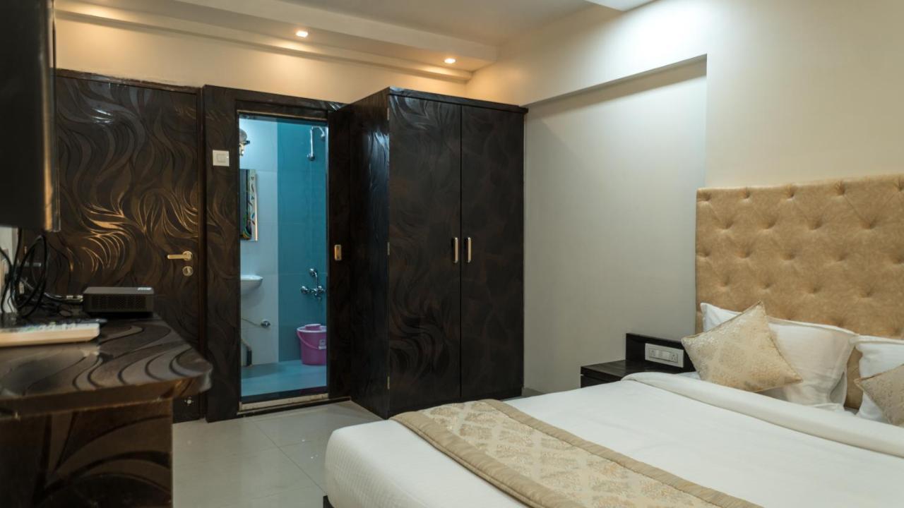 Hotel Dhavalgiri Тхане Екстер'єр фото